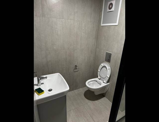 1 BEDROOM APARTMENT FOR SALE IN UMHLANGA RIDGE